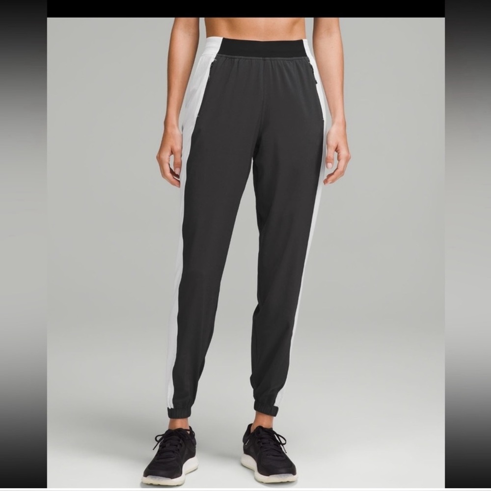 Lululemon Adapted State High-Rise Jogger Glow NWT Size 0